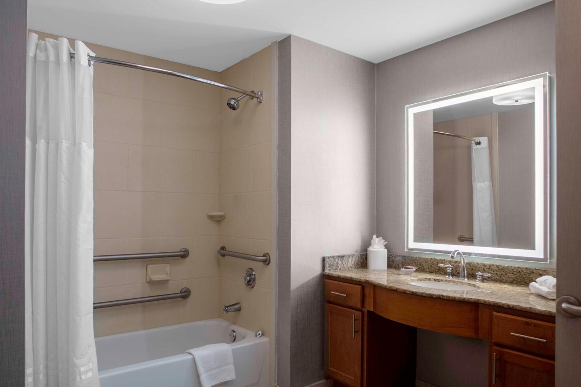 Homewood Suites By Hilton St. Louis - Galleria Richmond Heights Exterior foto